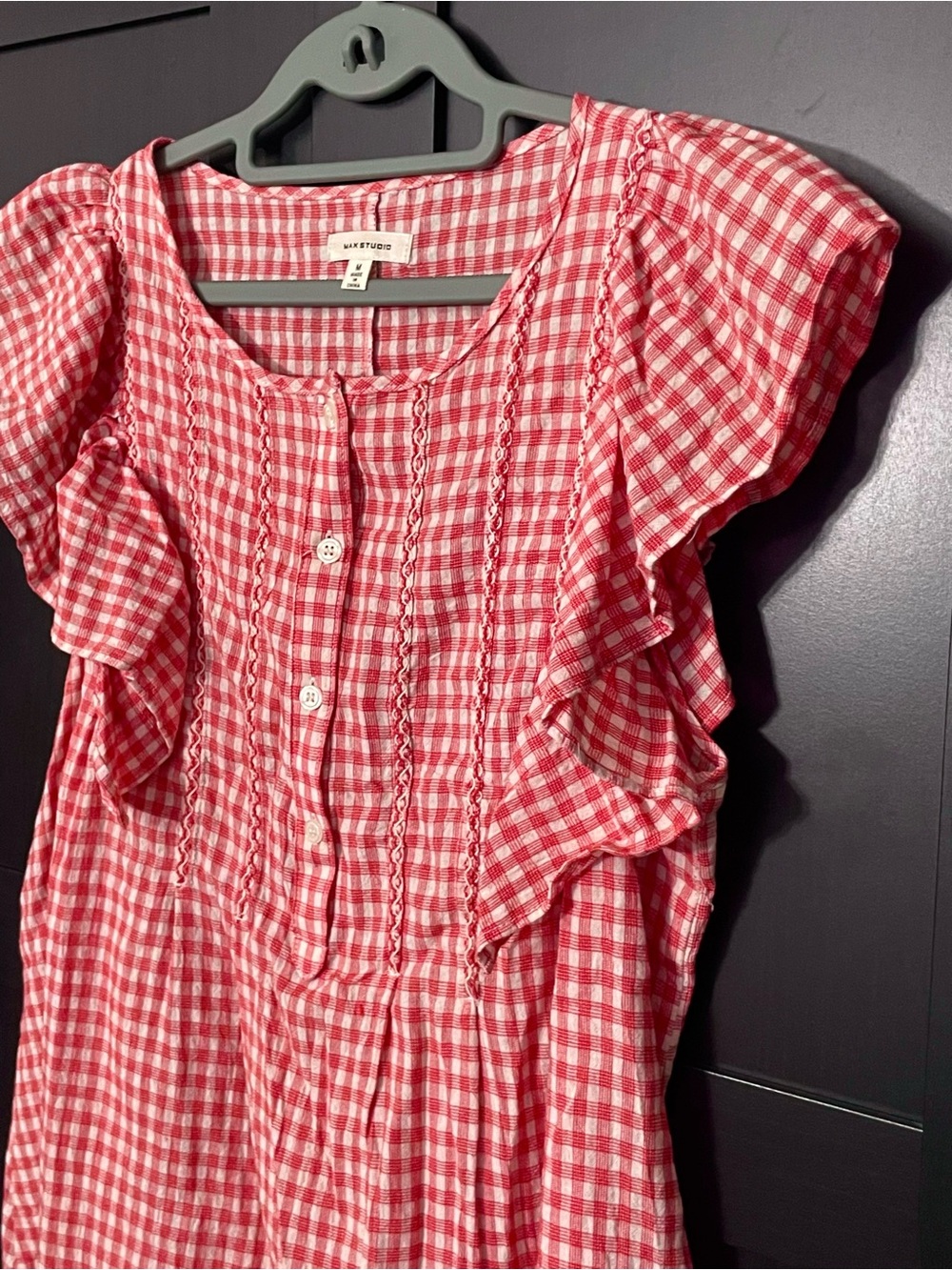 Max Studio ~ Red & White Gingham Flutter Sleeve Blouse - Medium - Picture 3 of 7